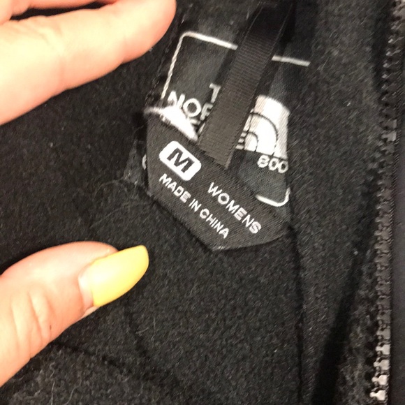 North face Jacket - Picture 2 of 3